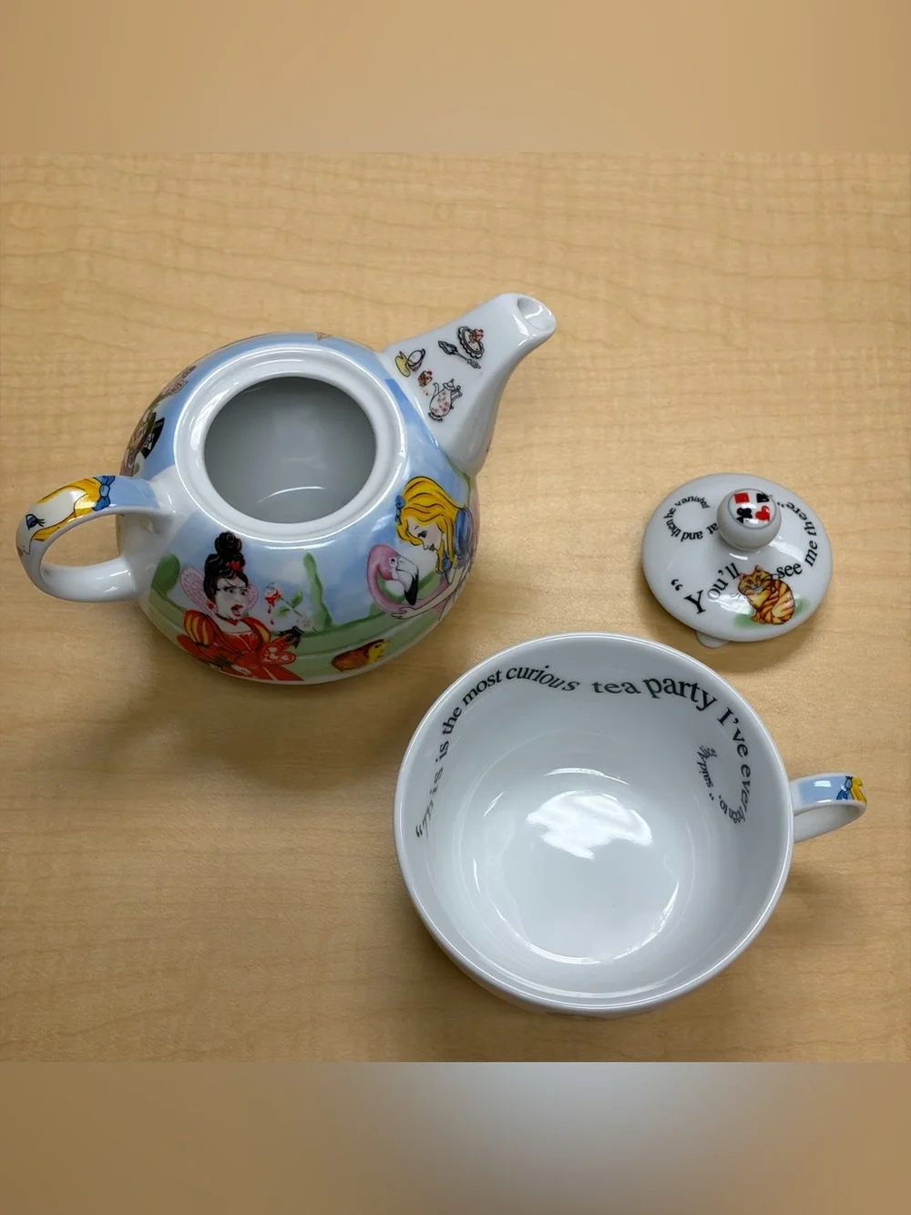 Paul Cardew Alice in Wonderland Tea For One Set Teapot & Cup Cardew Design